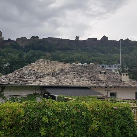 Eva Guesthouse Gjirokastër Eksteriør bilde