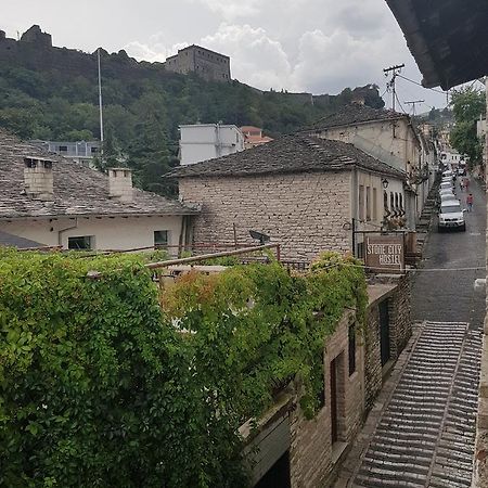 Eva Guesthouse Gjirokastër Eksteriør bilde